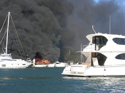 Newport Anchorage fire. Photo David Bray © NSW Maritime
